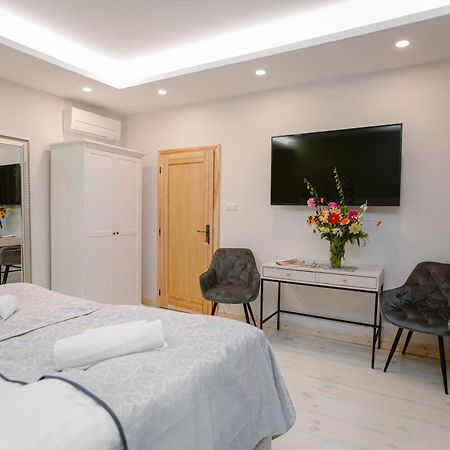 Siedem Drzew Otel Biskupice  Dış mekan fotoğraf