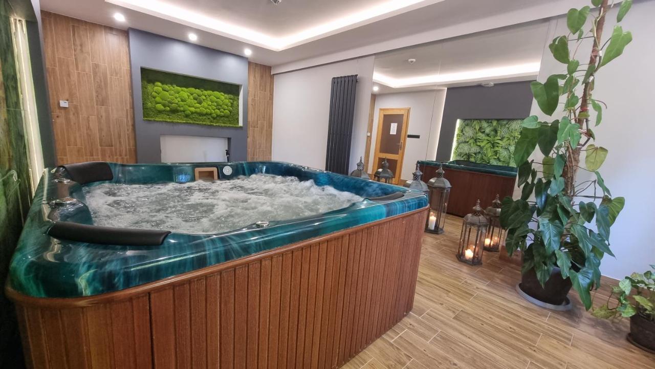 Siedem Drzew Otel Biskupice  Dış mekan fotoğraf