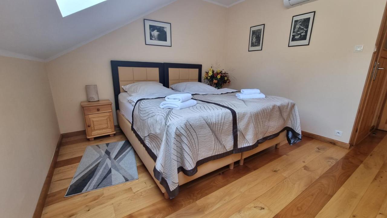 Siedem Drzew Otel Biskupice  Dış mekan fotoğraf