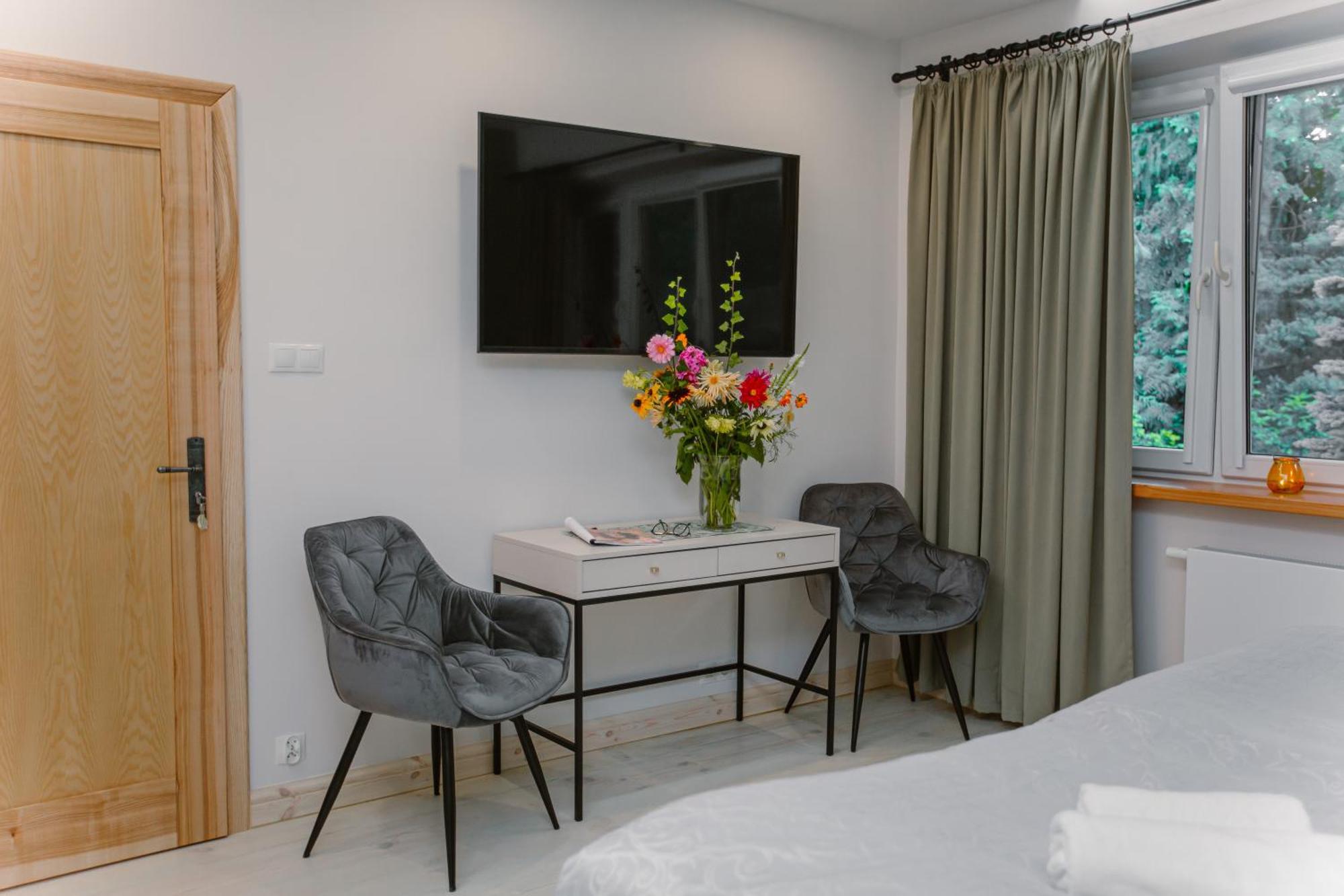 Siedem Drzew Otel Biskupice  Dış mekan fotoğraf