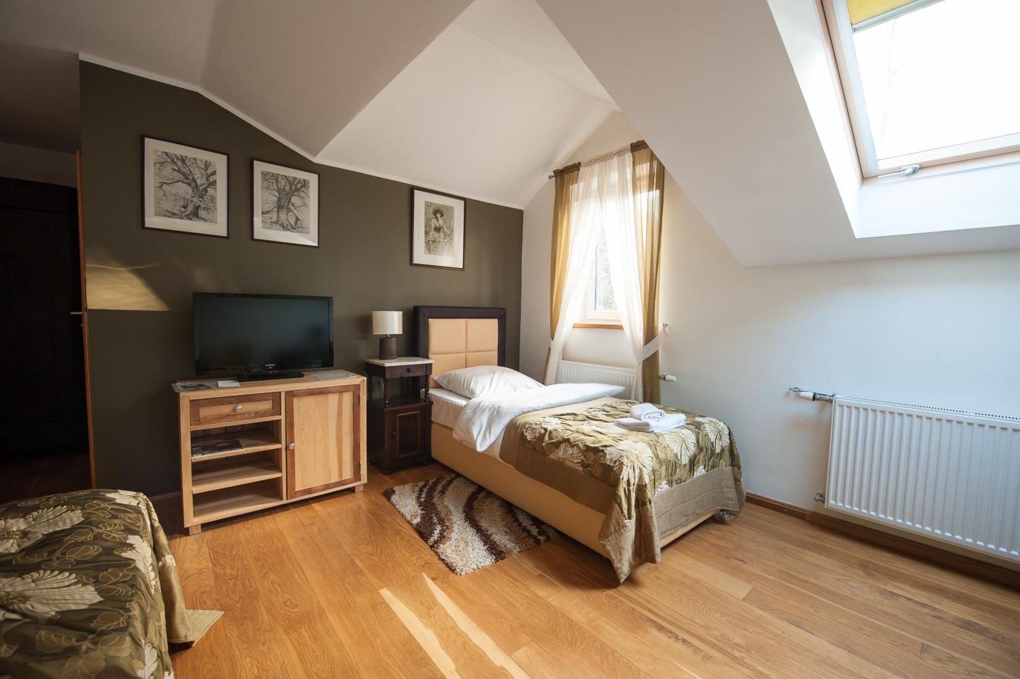 Siedem Drzew Otel Biskupice  Oda fotoğraf